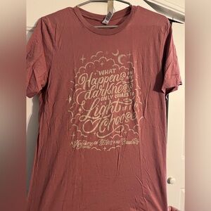 A kingdom of stars and shadows Bookish Box Shop shirt (M)